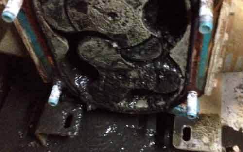 騰格里沙漠再現(xiàn)造紙黑液污染,如何運(yùn)用濃漿泵加強(qiáng)環(huán)保！